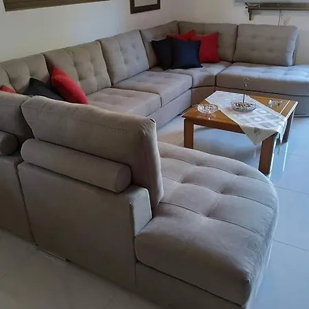 شقة With Premium Facilities خانيا